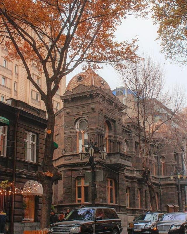 Downtown Inn Ереван Екстериор снимка
